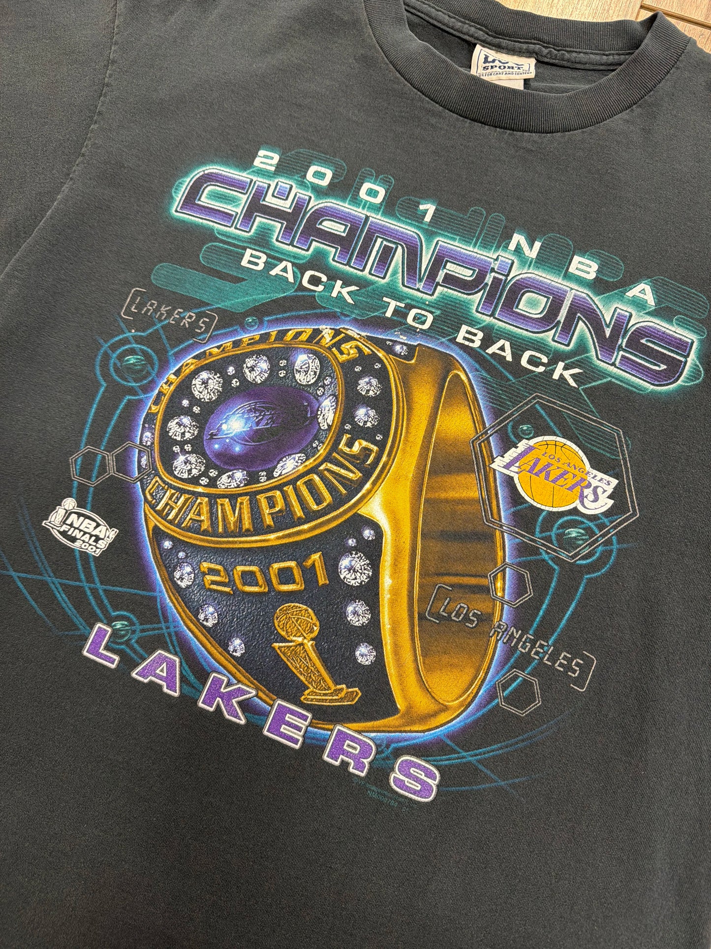Vintage Lee Sports NBA Los Angeles Lakers "Back to Back" Champions Tee