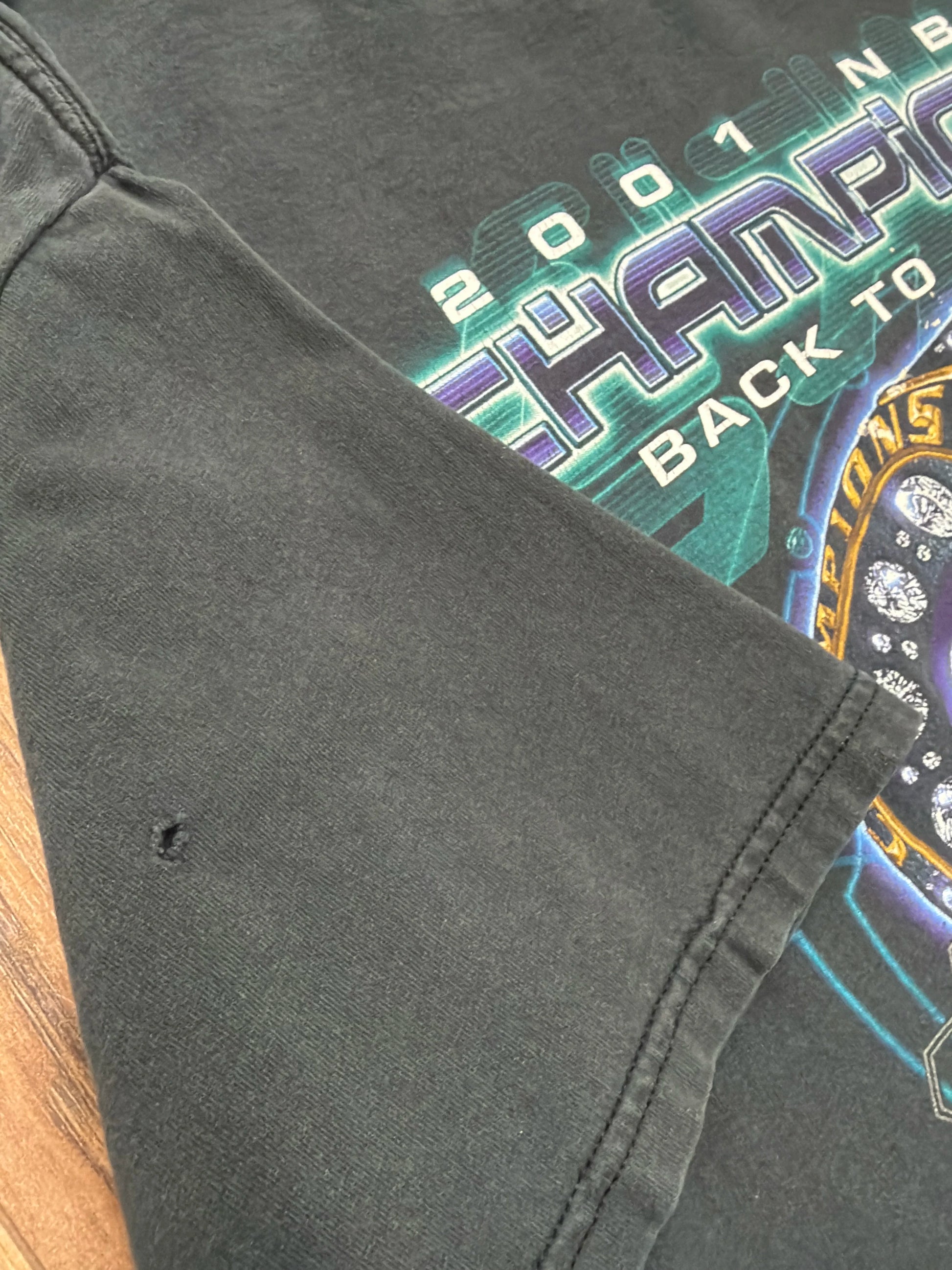Vintage Lee Sports NBA Los Angeles Lakers "Back to Back" Champions Tee