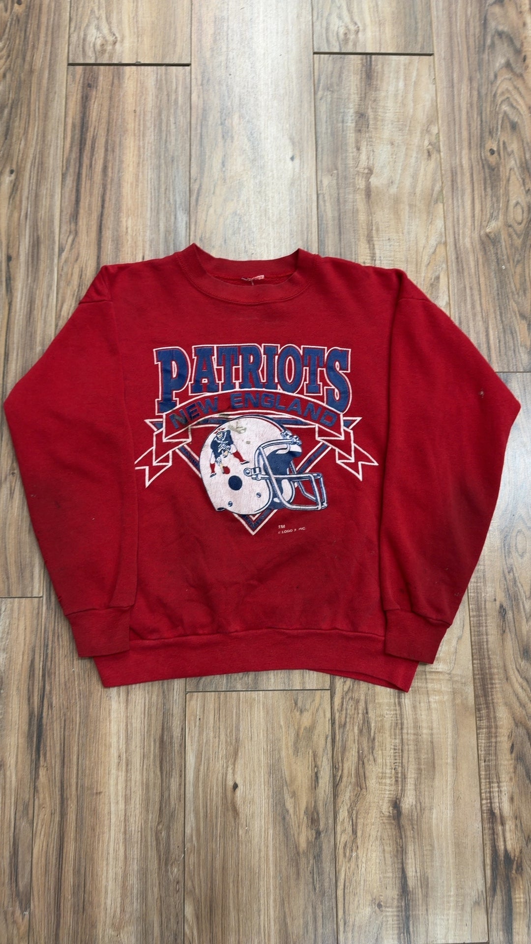 Vintage Logo 7 New England Patriots Crewneck (S)