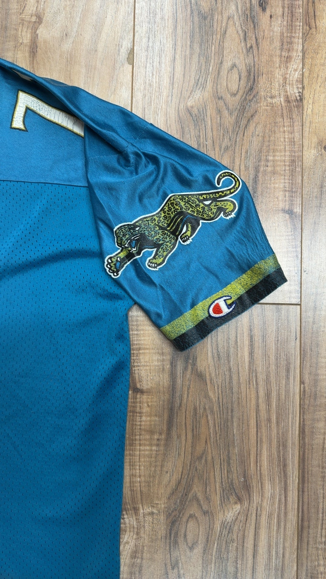 Vintage Champion Jacksonville Jaguars #71 Tony Boselli Jersey (XL)