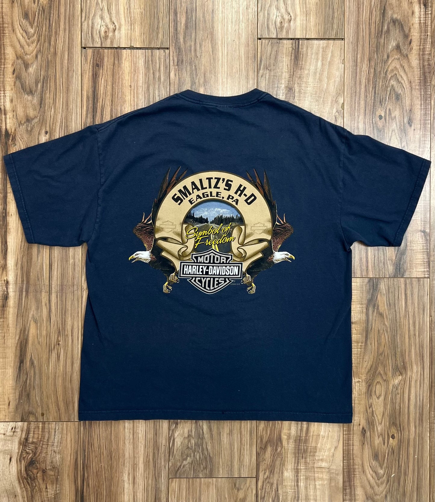 Vintage Smaltz's H-D Eagle, PA Harley Davidson T-shirt (XL)