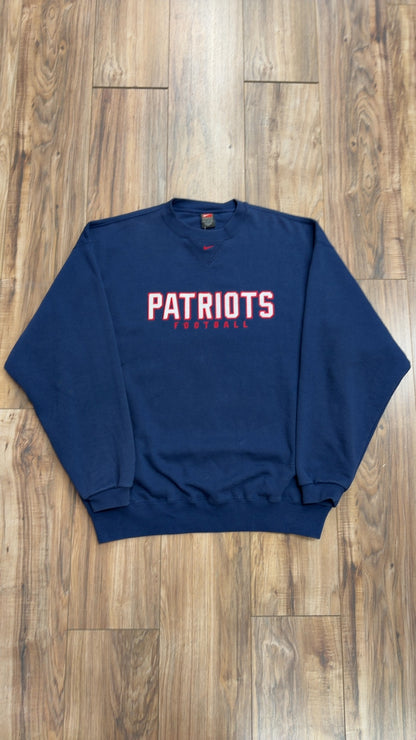 Vintage Nike Center Swoosh New England Patriots Crewneck (XL)